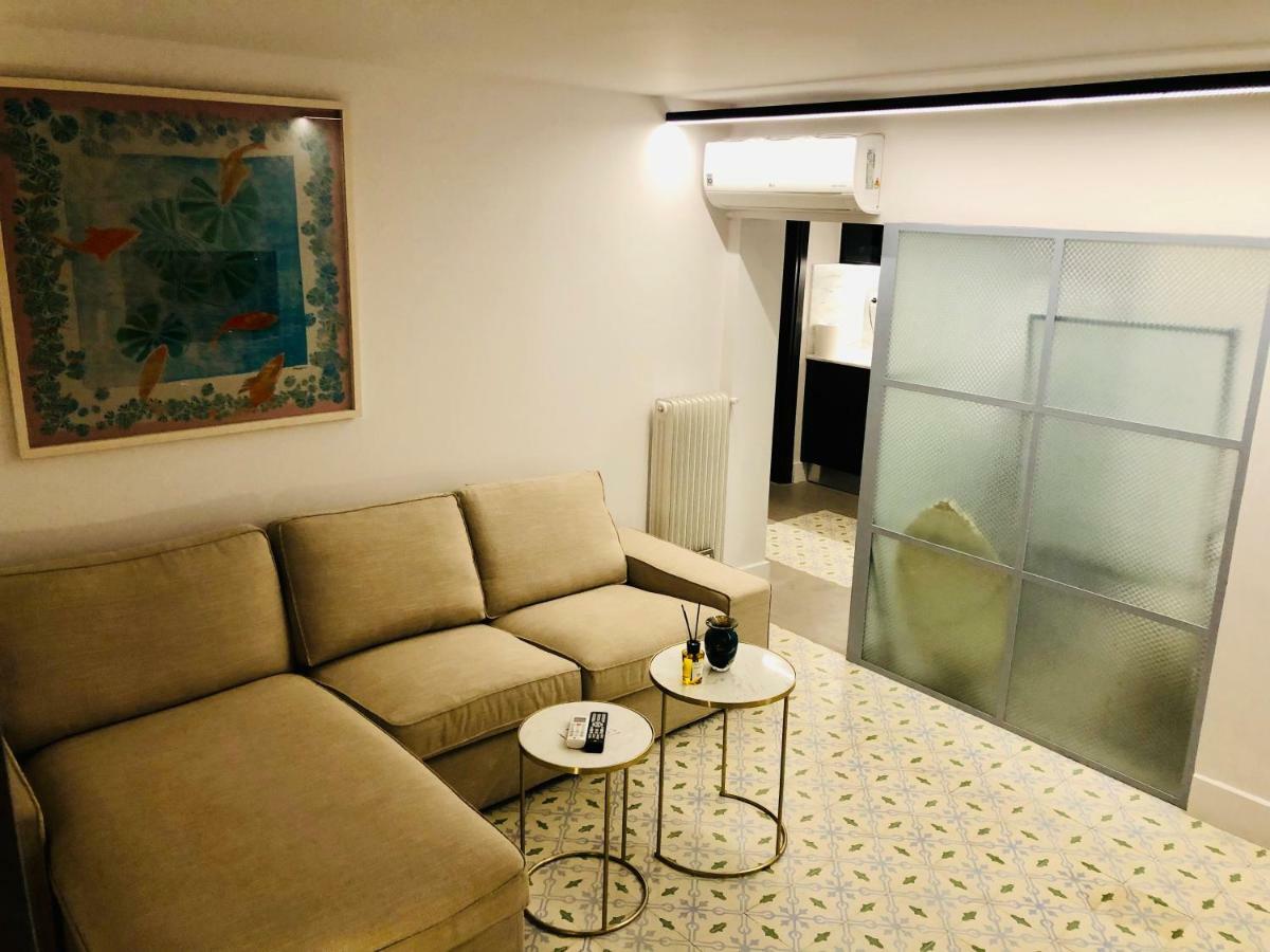 Athos 18 Kolonaki Square Central!!! Athens Luaran gambar
